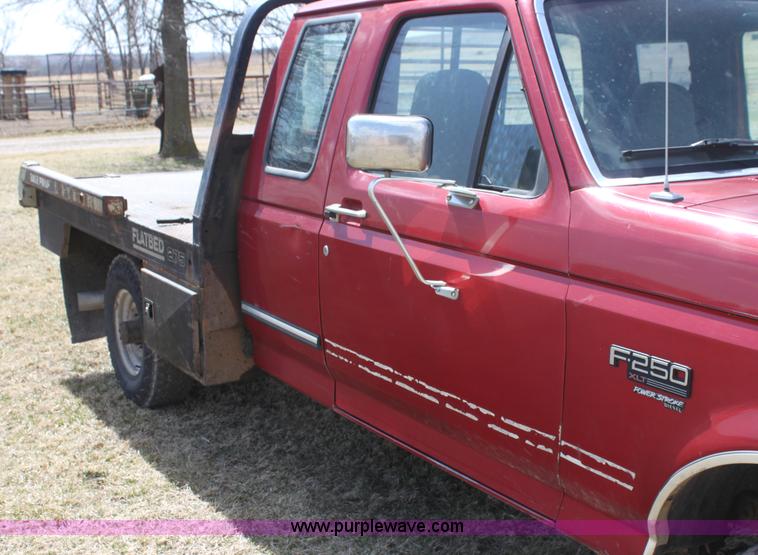 image for item H2214 1996 Ford F250 XLT bale bed truck