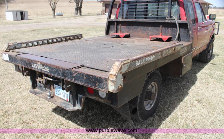 image for item H2214 1996 Ford F250 XLT bale bed truck