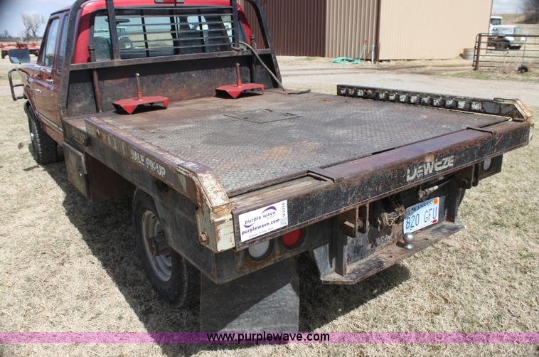 image for item H2214 1996 Ford F250 XLT bale bed truck