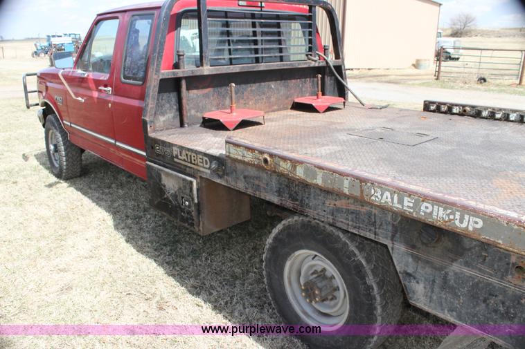 image for item H2214 1996 Ford F250 XLT bale bed truck