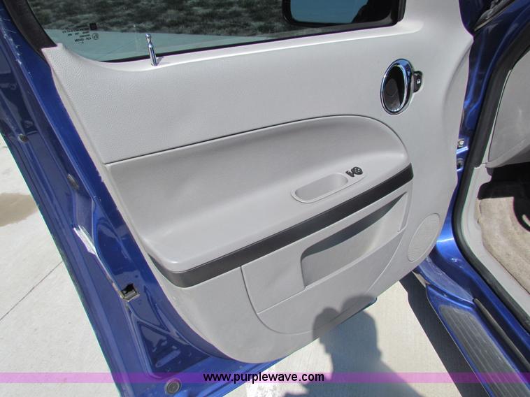 image for item H2225 2006 Chevrolet HHR LT