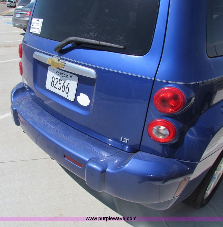 image for item H2225 2006 Chevrolet HHR LT