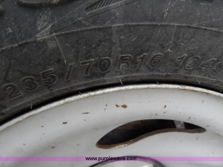 image for item H3472 1998 Ford F150 pickup truck