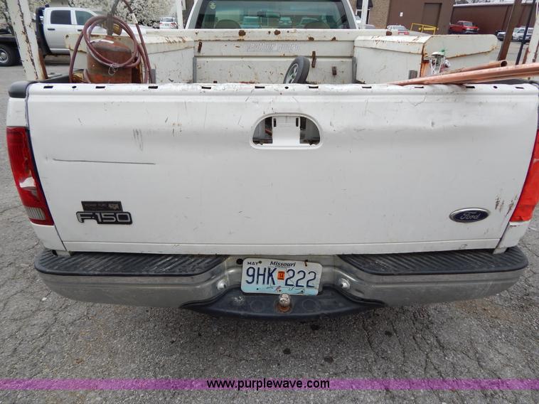 image for item H3472 1998 Ford F150 pickup truck