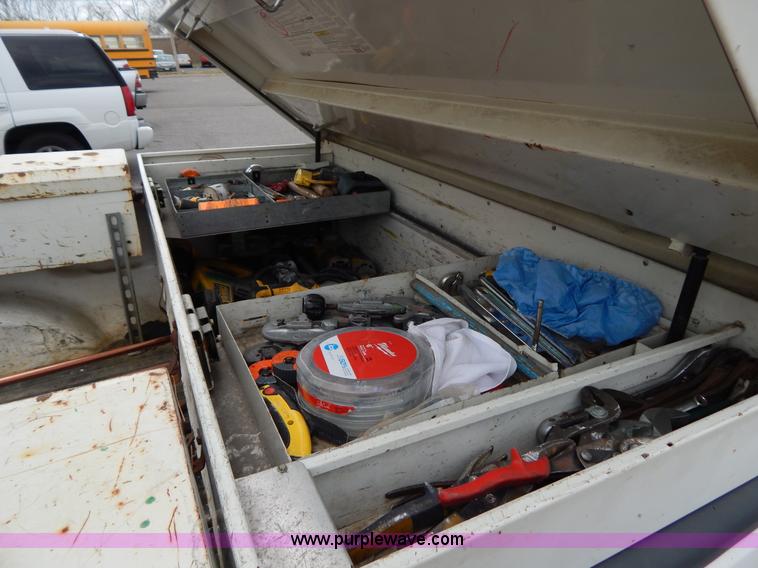 image for item H3472 1998 Ford F150 pickup truck