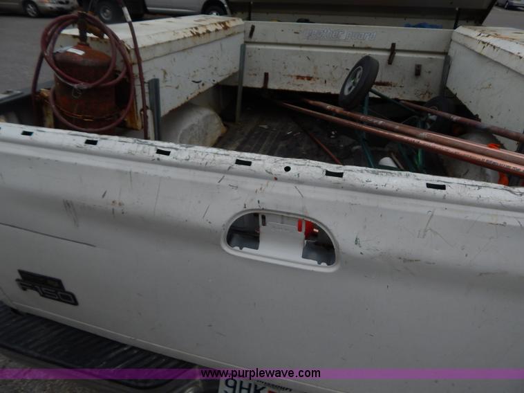 image for item H3472 1998 Ford F150 pickup truck