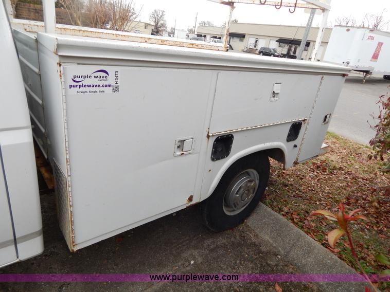 image for item H3473 1997 Ford F250 utility truck