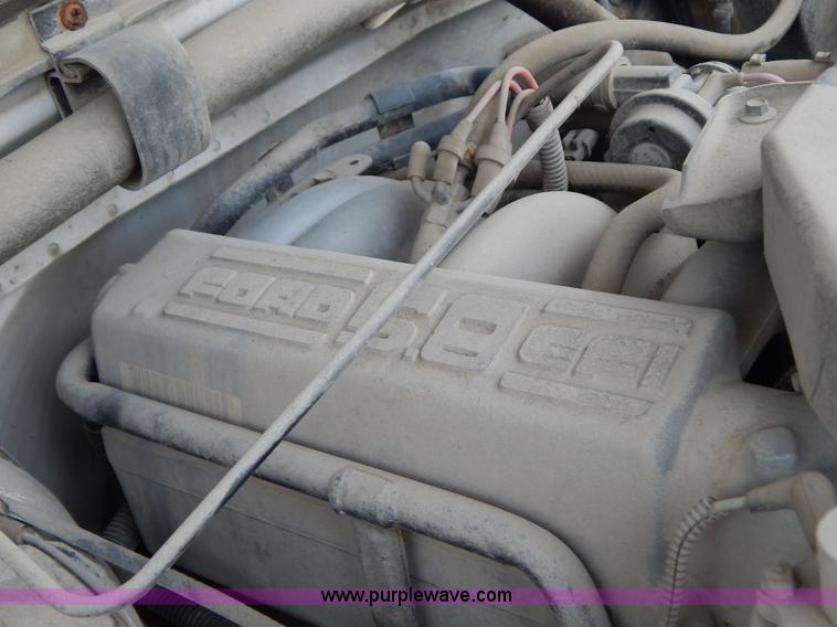 image for item H3473 1997 Ford F250 utility truck