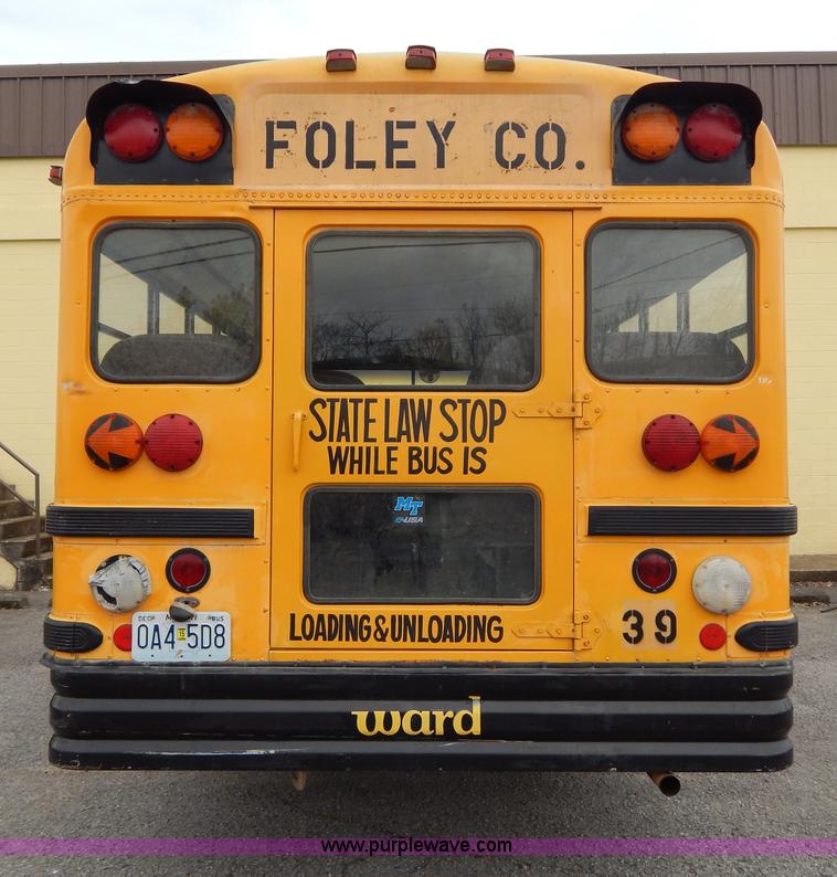 image for item H3474 1989 Ford B600 bus