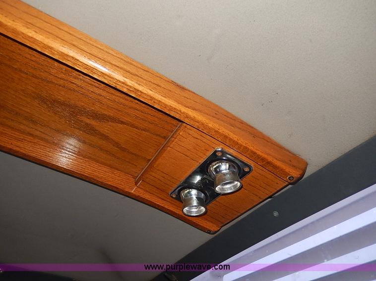 image for item H6186 1990 Ford F700 Crew Cab flatbed truck