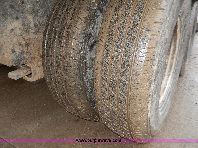 image for item H6187 2008 Starlite gooseneck dump trailer