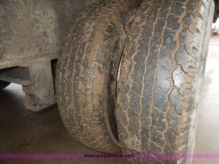 image for item H6187 2008 Starlite gooseneck dump trailer