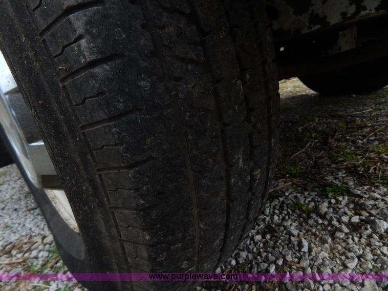 image for item I1020 1989 Dodge Ram B350 cargo van