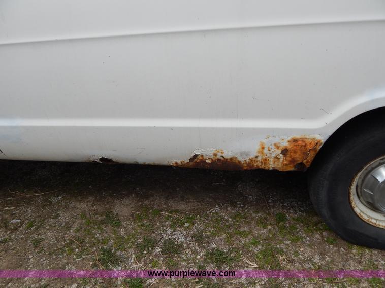 image for item I1020 1989 Dodge Ram B350 cargo van