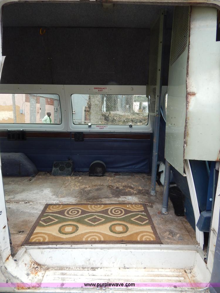 image for item I1020 1989 Dodge Ram B350 cargo van