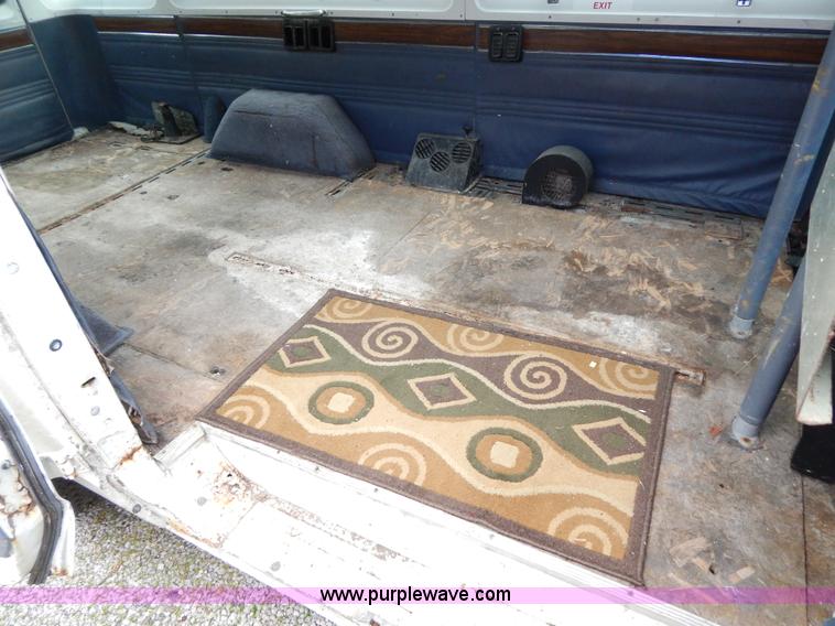 image for item I1020 1989 Dodge Ram B350 cargo van