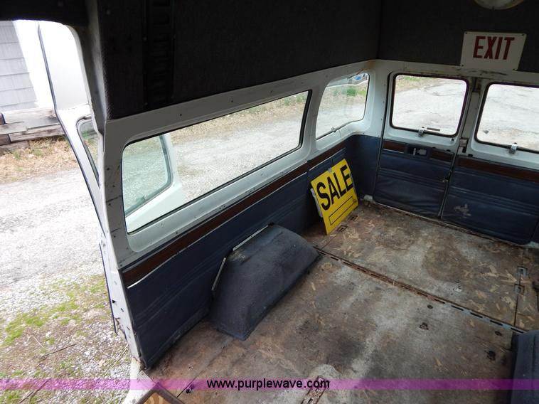 image for item I1020 1989 Dodge Ram B350 cargo van