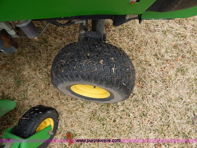 image for item I1050 2008 John Deere 1600 Series II turbo lawn mower