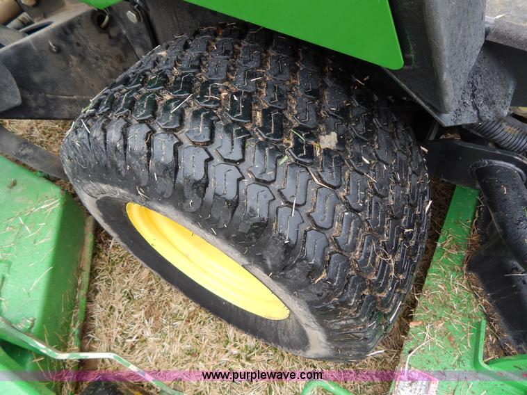image for item I1050 2008 John Deere 1600 Series II turbo lawn mower
