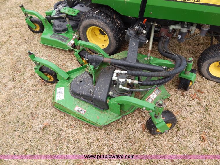 image for item I1050 2008 John Deere 1600 Series II turbo lawn mower
