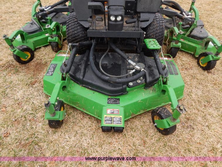 image for item I1050 2008 John Deere 1600 Series II turbo lawn mower