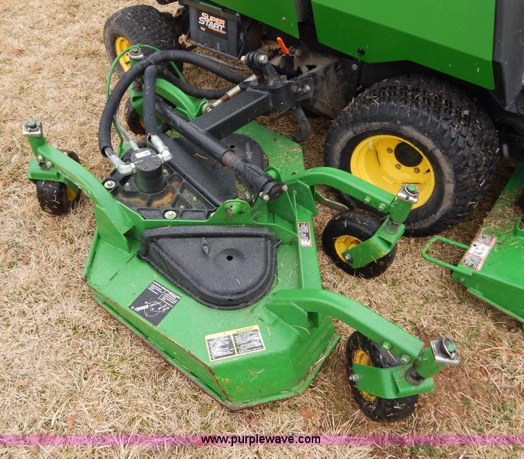 image for item I1050 2008 John Deere 1600 Series II turbo lawn mower