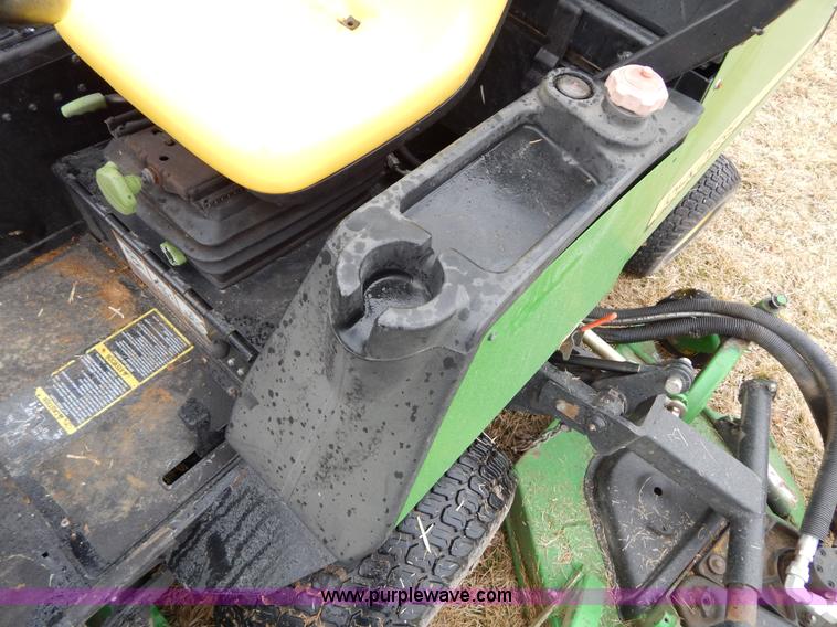 image for item I1050 2008 John Deere 1600 Series II turbo lawn mower