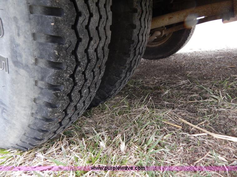 image for item I1051 1982 Chevrolet P30 Winnebago RV