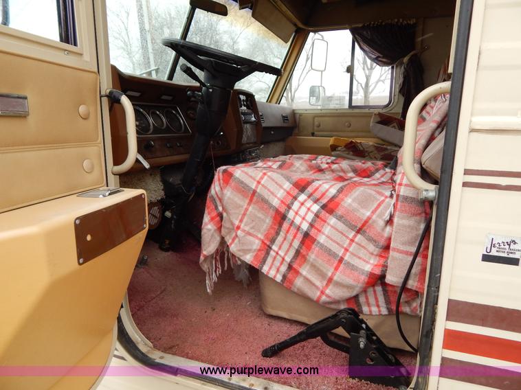 image for item I1051 1982 Chevrolet P30 Winnebago RV