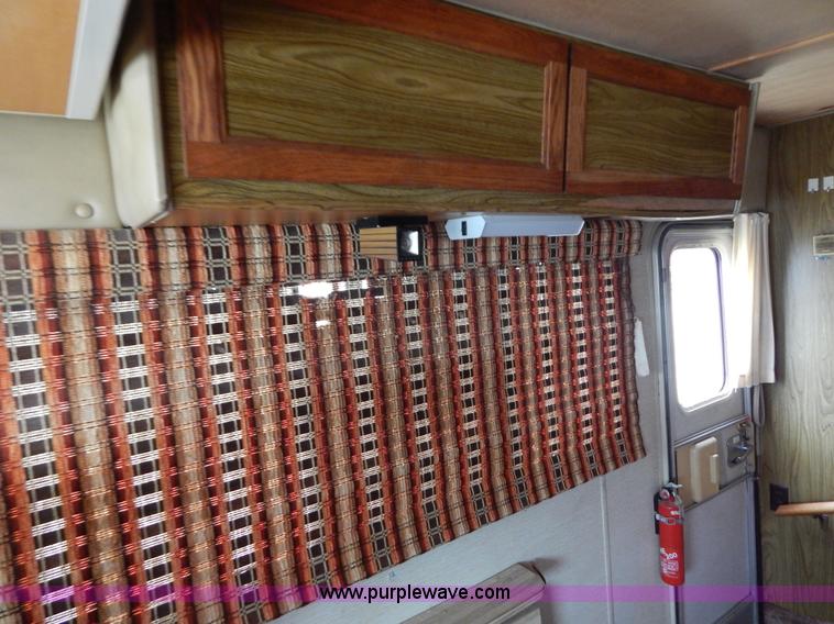 image for item I1051 1982 Chevrolet P30 Winnebago RV
