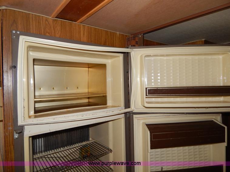 image for item I1051 1982 Chevrolet P30 Winnebago RV