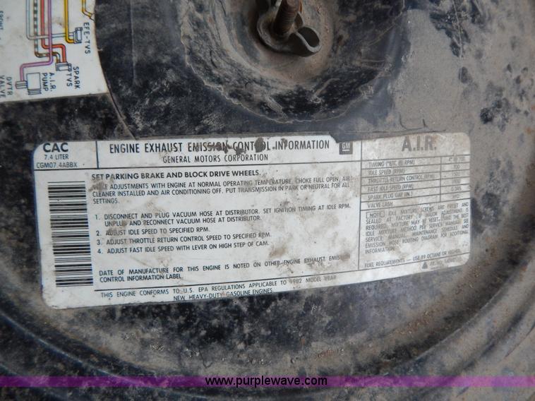 image for item I1051 1982 Chevrolet P30 Winnebago RV