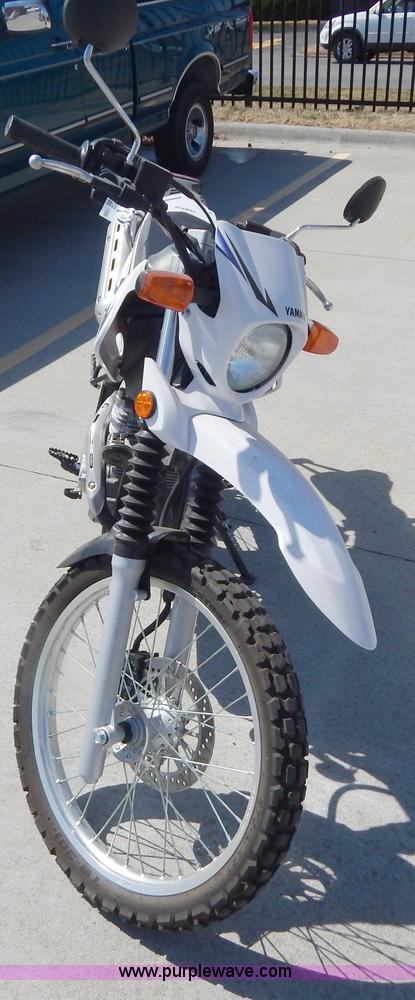 image for item I1068 2011 Yamaha XT250 motorcycle