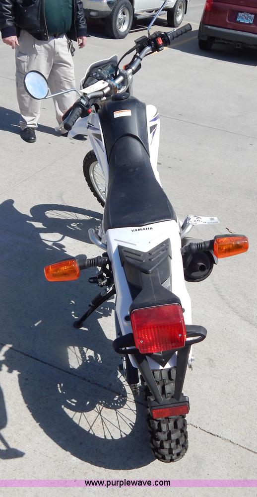 image for item I1068 2011 Yamaha XT250 motorcycle