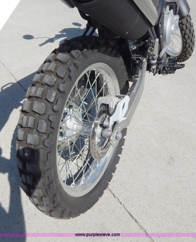 image for item I1068 2011 Yamaha XT250 motorcycle