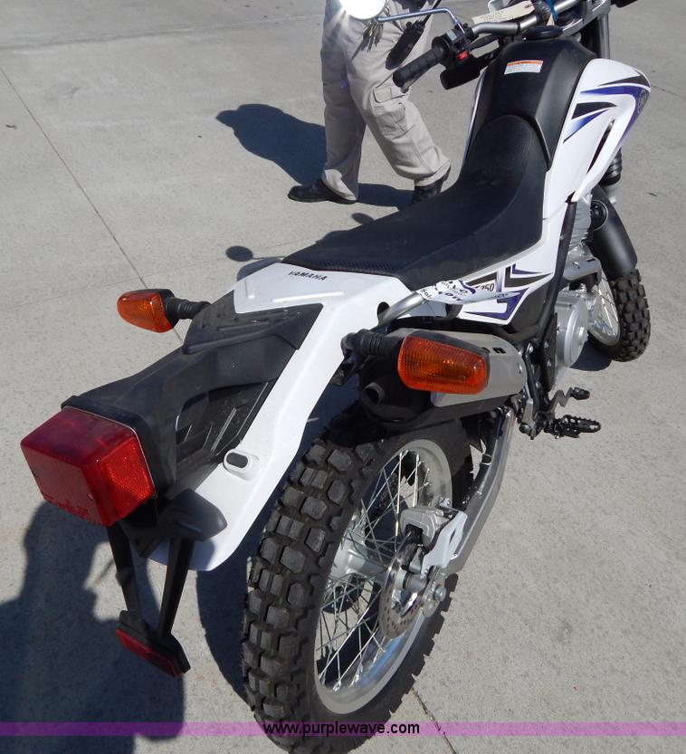 image for item I1068 2011 Yamaha XT250 motorcycle