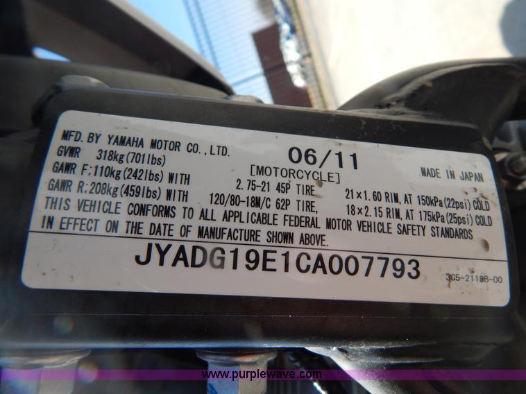 image for item I1068 2011 Yamaha XT250 motorcycle