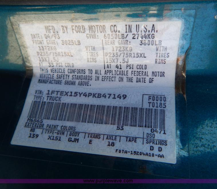 image for item I1069 1993 Ford F150 XL SuperCab pickup truck