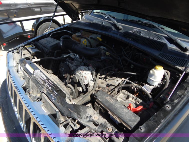 image for item I1070 2005 Jeep Liberty Limited SUV