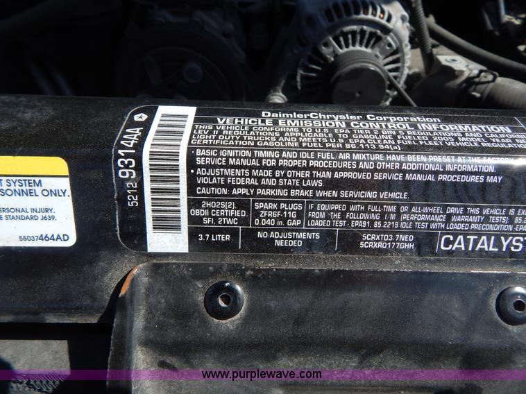 image for item I1070 2005 Jeep Liberty Limited SUV