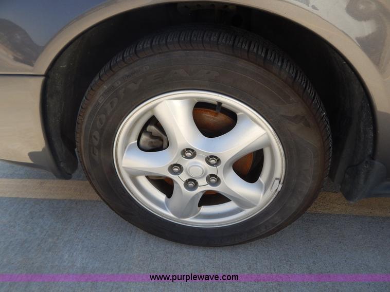 image for item I1072 2003 Ford Taurus SE