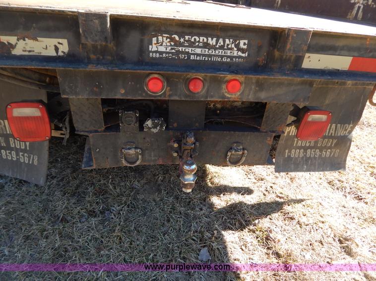 image for item I1117 1999 Ford F450 flatbed truck