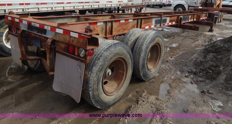 image for item I1140 1991 Wabash pipe dolly trailer