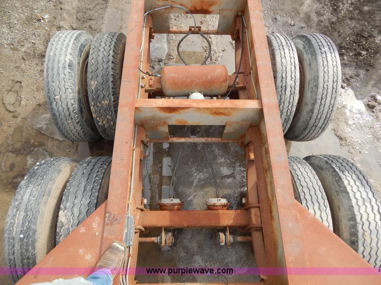 image for item I1140 1991 Wabash pipe dolly trailer