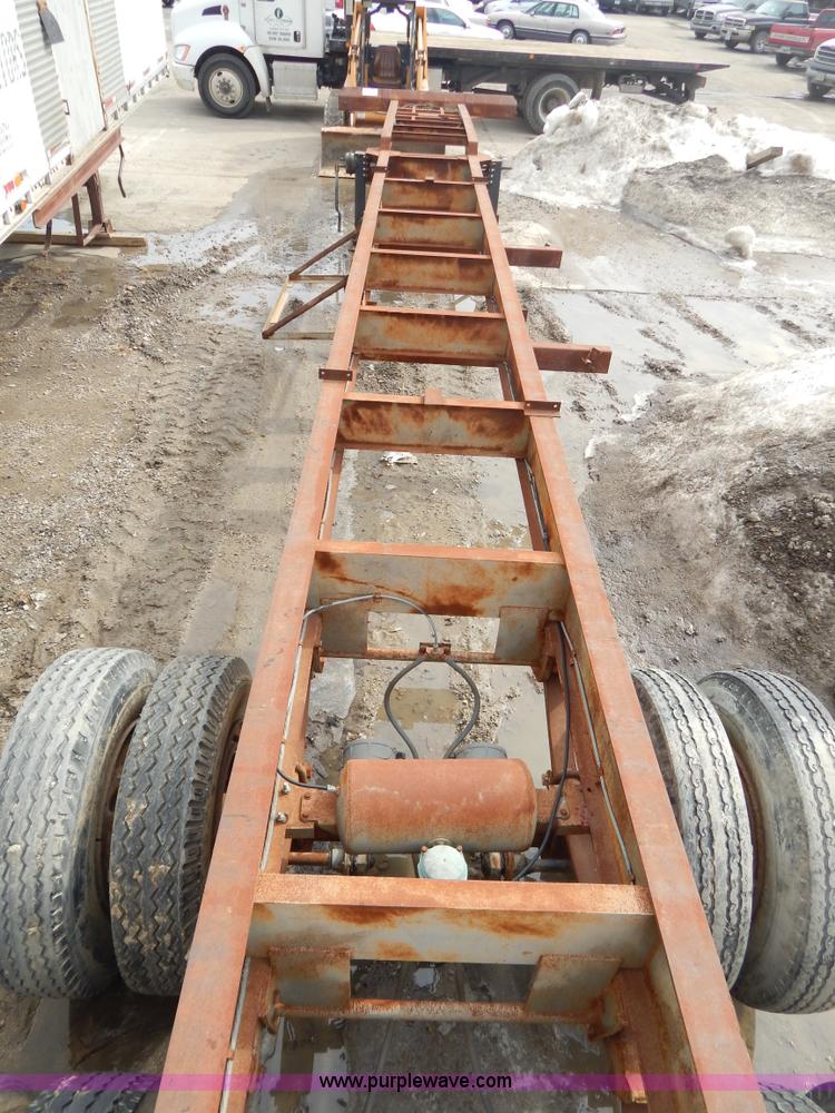 image for item I1140 1991 Wabash pipe dolly trailer