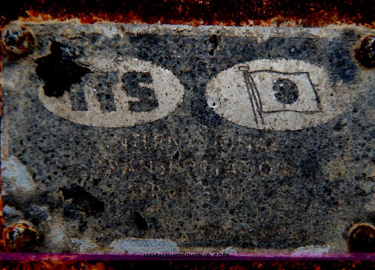 image for item I1140 1991 Wabash pipe dolly trailer