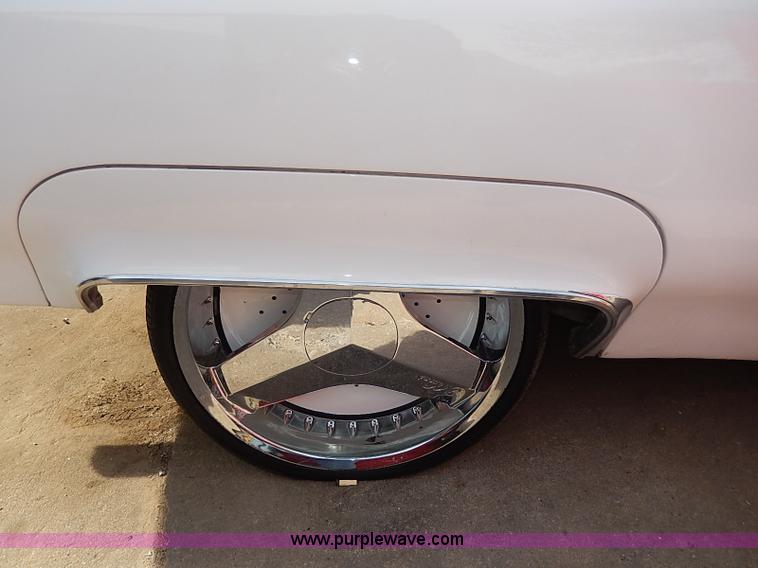 image for item I3686 1969 Cadillac DeVille convertible