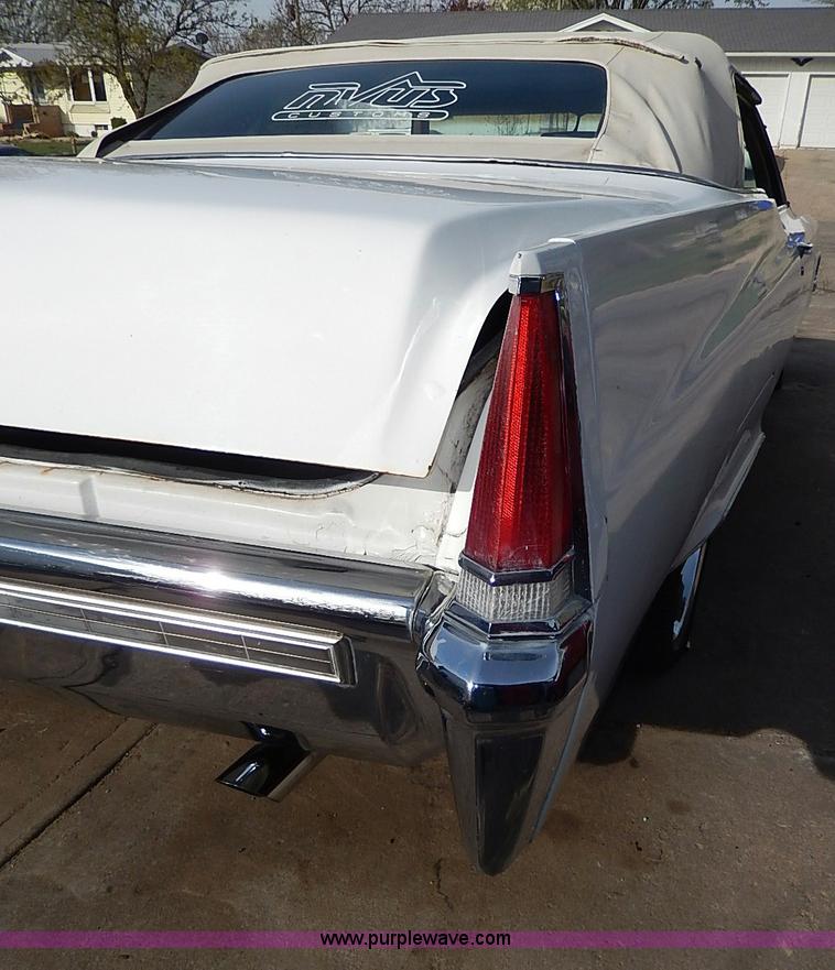 image for item I3686 1969 Cadillac DeVille convertible