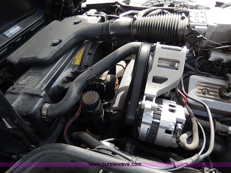 image for item I3704 1988 Chevrolet Corvette convertible