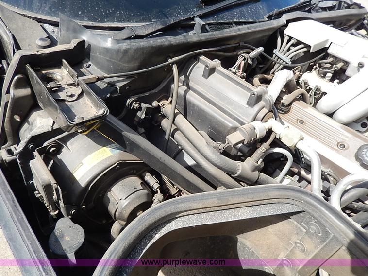 image for item I3704 1988 Chevrolet Corvette convertible